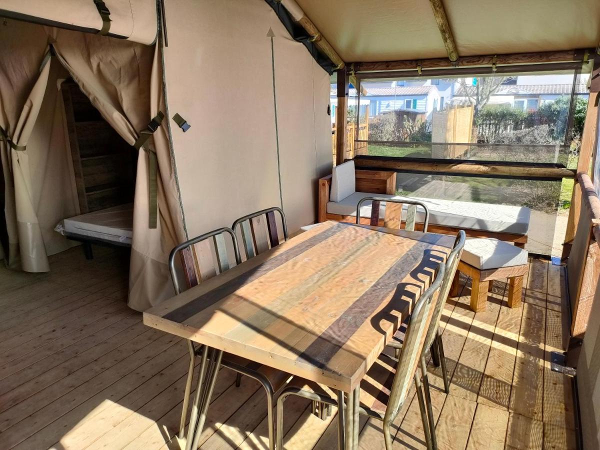 Camping De La Plage - Damgan Bagian luar foto