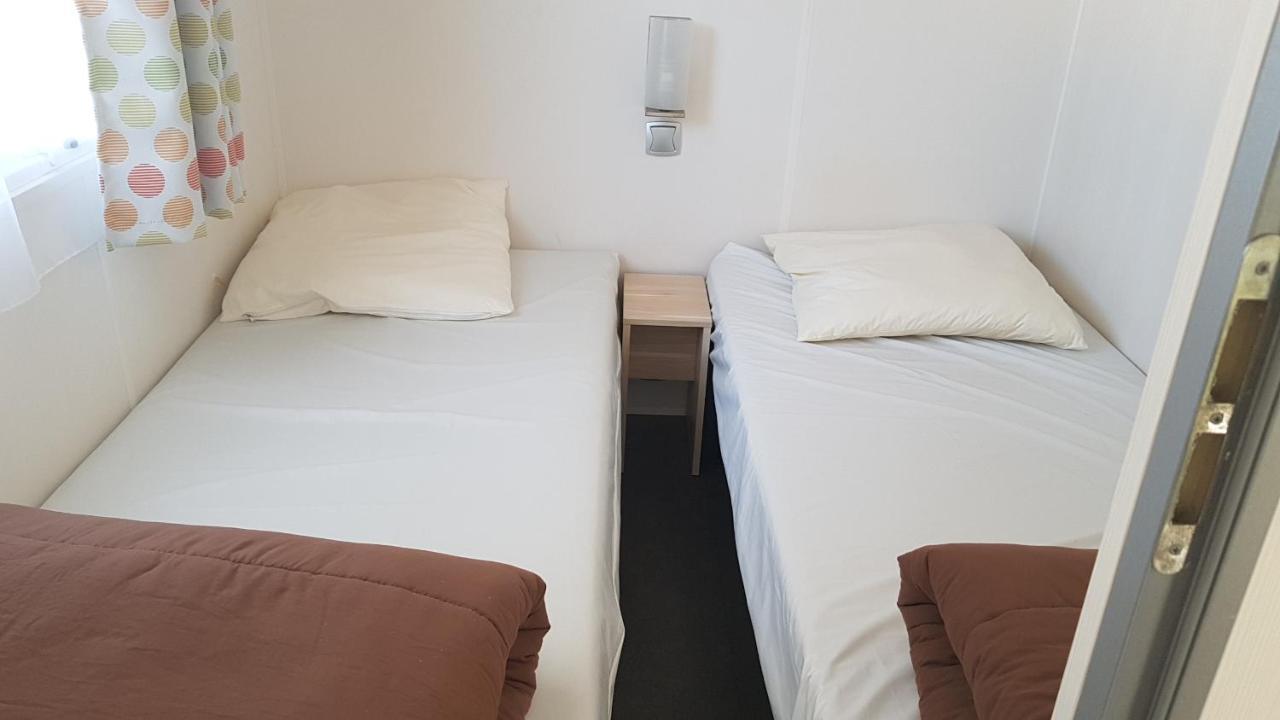 Camping De La Plage - Damgan Bagian luar foto